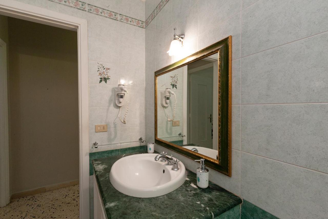 Holiday Apartment My House パレルモ エクステリア 写真