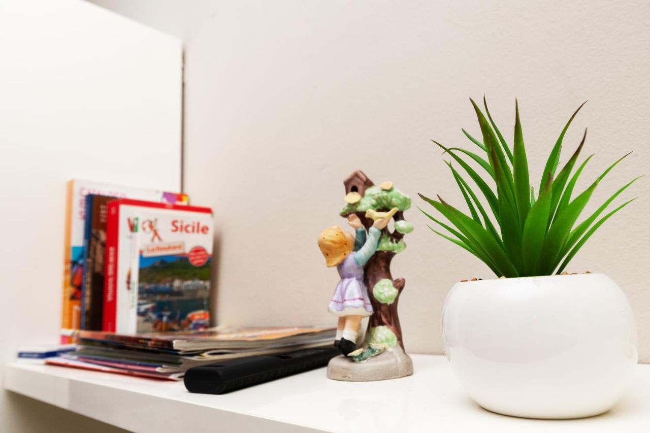 Holiday Apartment My House パレルモ エクステリア 写真