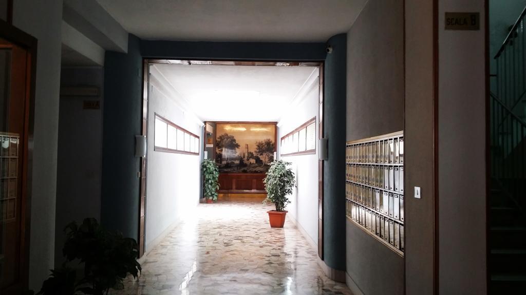Holiday Apartment My House パレルモ エクステリア 写真